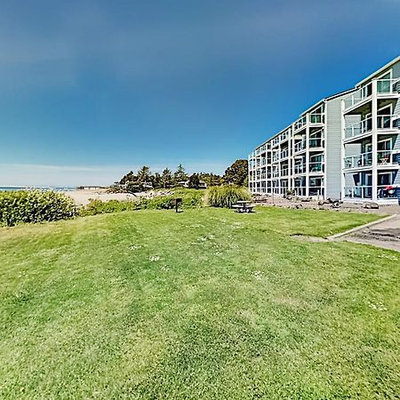 New Listing! Bay-View Beauty With Private Balcony Condo リンカーン・シティー エクステリア 写真