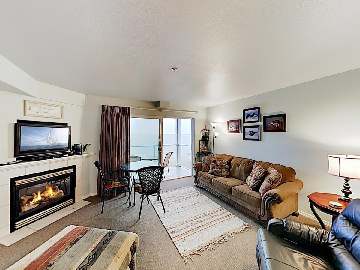 New Listing! Bay-View Beauty With Private Balcony Condo リンカーン・シティー エクステリア 写真